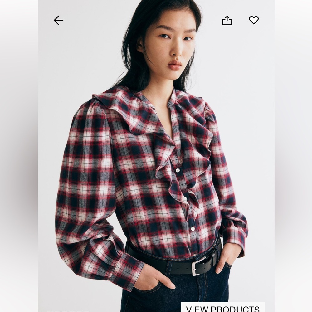 NWT H&M flounce trim blouse